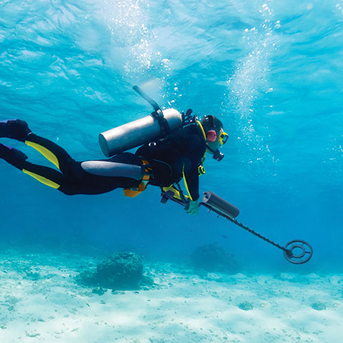 SuperEye MD6026 Underwater Metal Detector – Dive Deep. Detect Deeper.