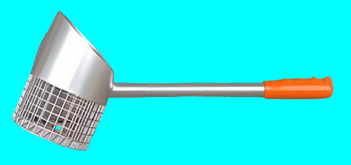 THE BUCCANEER SAND SCOOP - 706