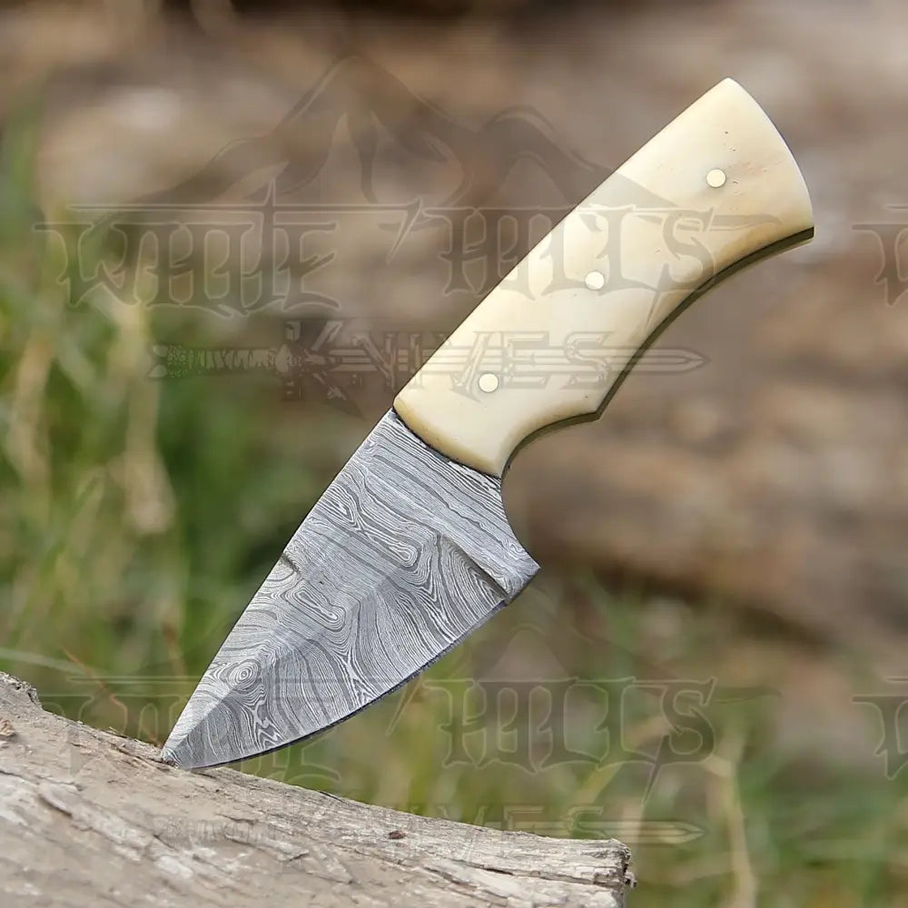 Handmade Damascus Steel Skinner Knife - Camel Bone Handle - 5.5" Full Tang Damascus Knife