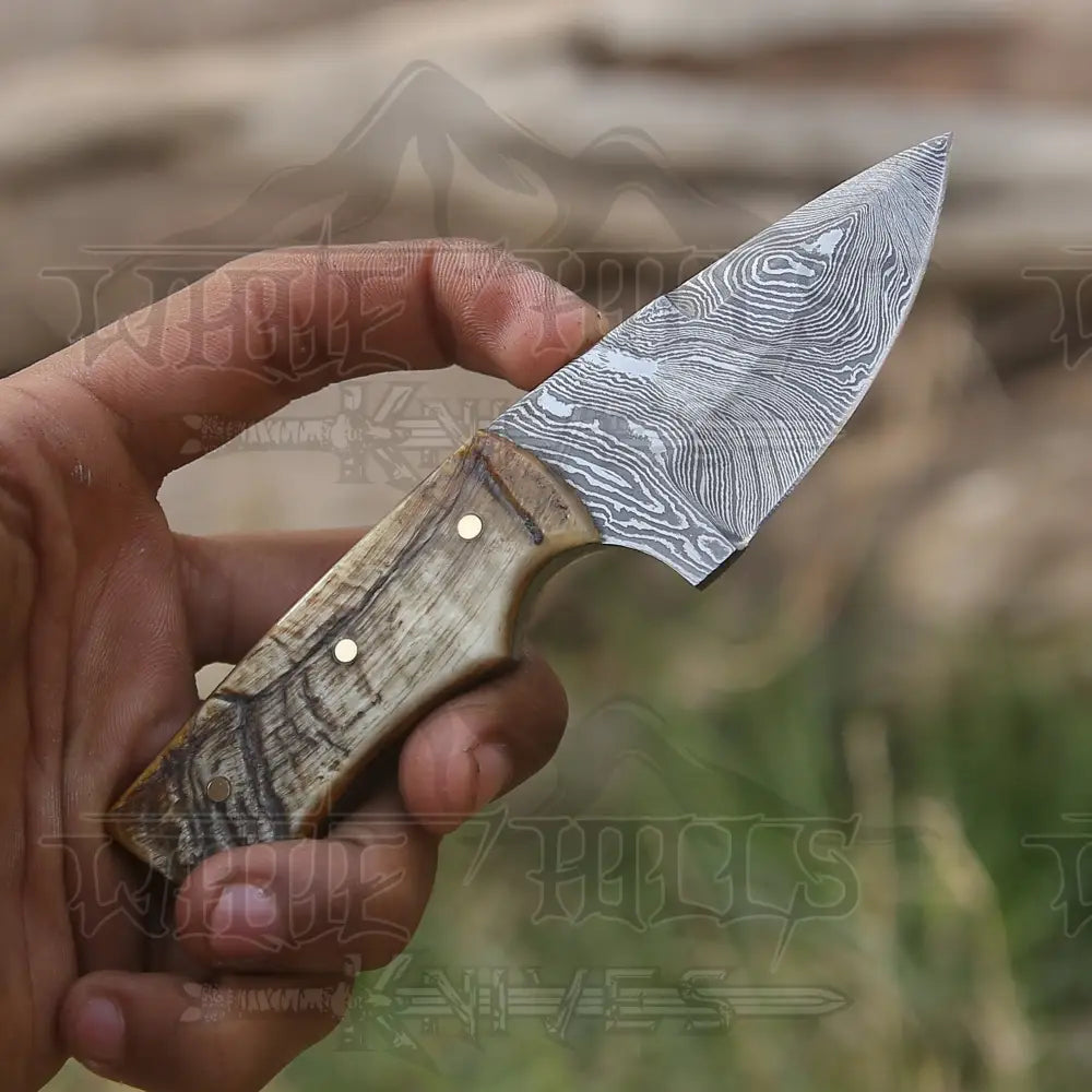 Handmade Damascus Steel Skinner Knife - Ram Horn Handle - 5.5" Full Tang Damascus Knife