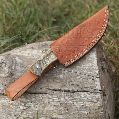 Handmade Damascus Steel Skinner Knife - Ram Horn Handle - 5.5" Full Tang Damascus Knife
